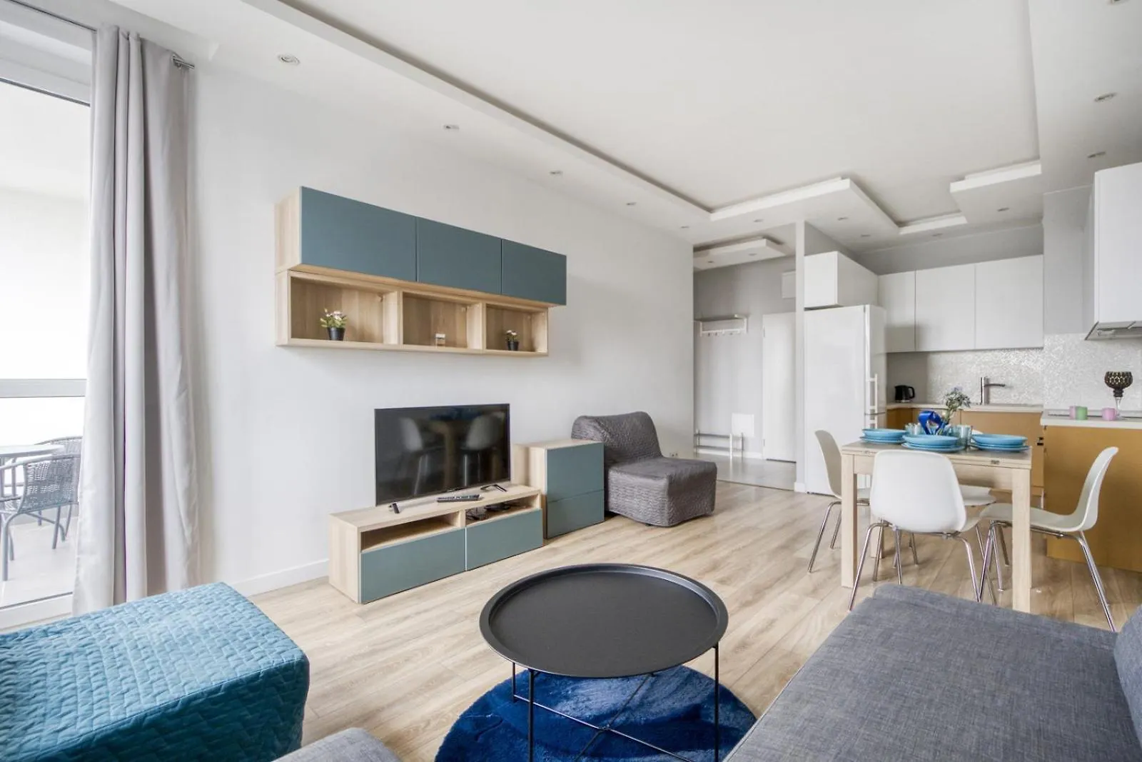 In Apartments Okecie contacts